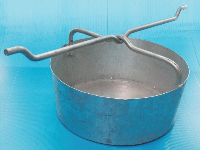 Eimer für Kabelschachtabdeckungen mit Lüftungsöffnungen, passend für Ø 700 und Ø 800 mm – funktionale Lösung für Schacht- und Kabelsysteme